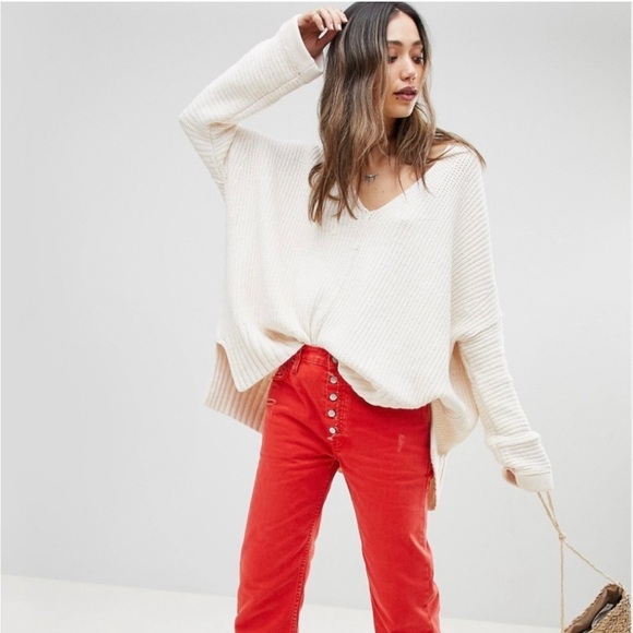 Free People Cream Take Over Me V Neck Oversized Sweater - Picture 1 of 16